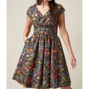 Retrolicious Greta Black Floral Fit & Flare Dress V Neck Pinup Rockabilly Large